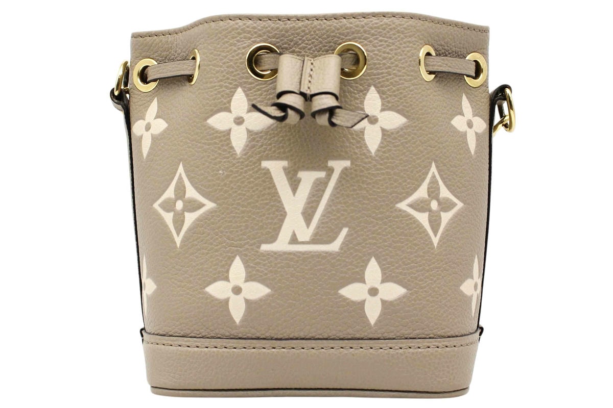 LV Nano Noé M46291 水桶包正面實拍照，Monogram Empreinte 奶茶灰配色